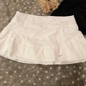 Tennis skirts - Nike small- PAIR